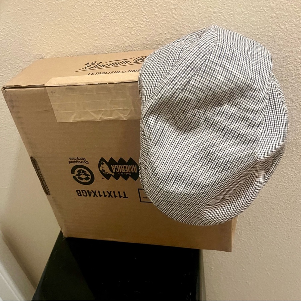 GOORIN BROS “Chicory Joe”  Gray Houndstooth Flat Cap (Wool Blend) XL
